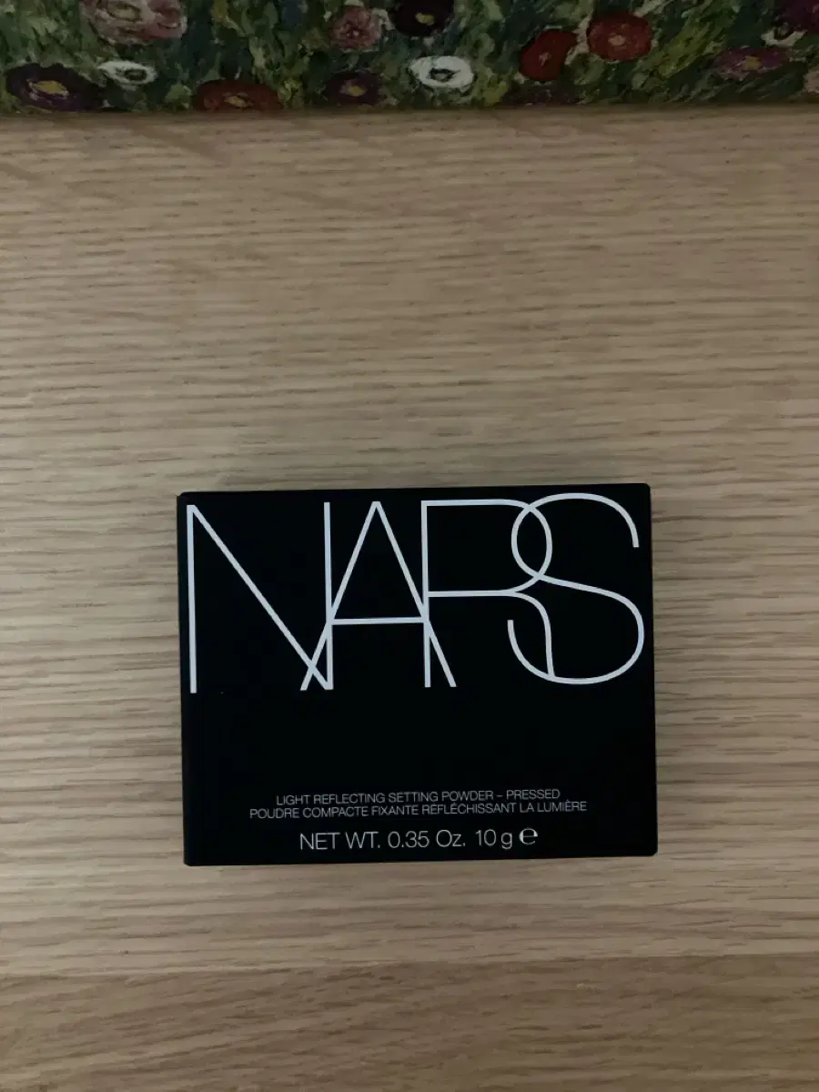 나스(NARS) 라이트 리플렉팅 프레스드 세팅 파우더