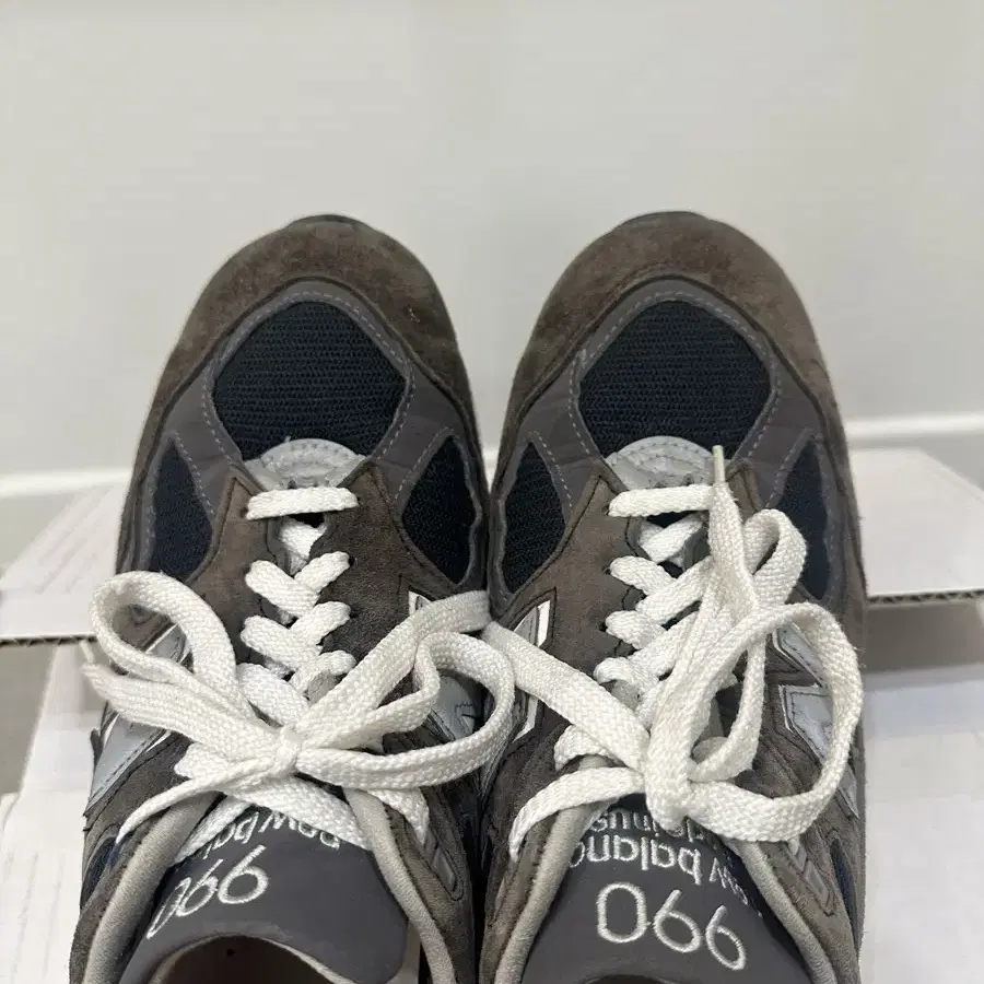 뉴발란스 990V2 Made in usa 275