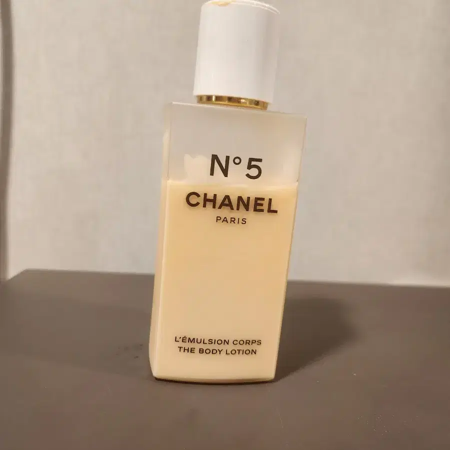 샤넬 No.5 레뮐지옹 바디로션 200ml