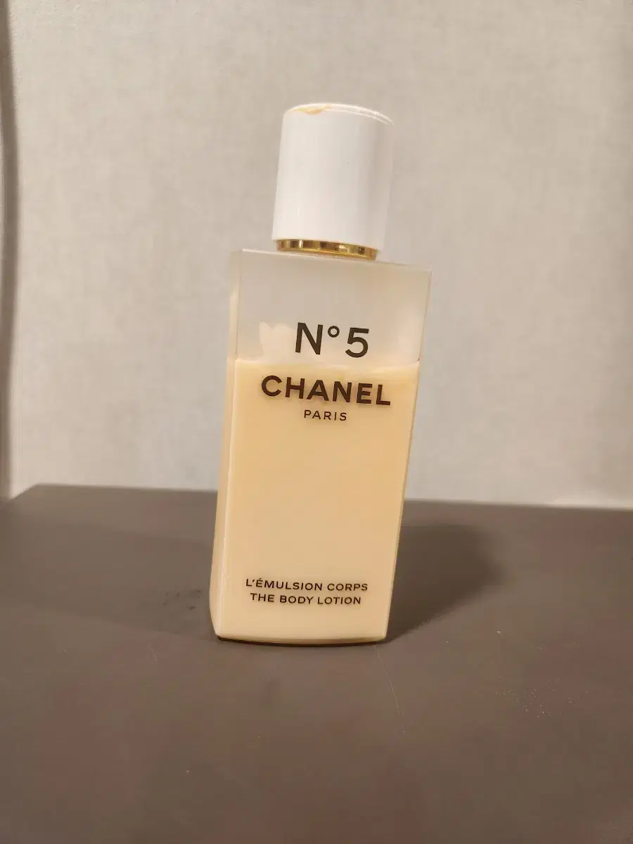 샤넬 No.5 레뮐지옹 바디로션 200ml