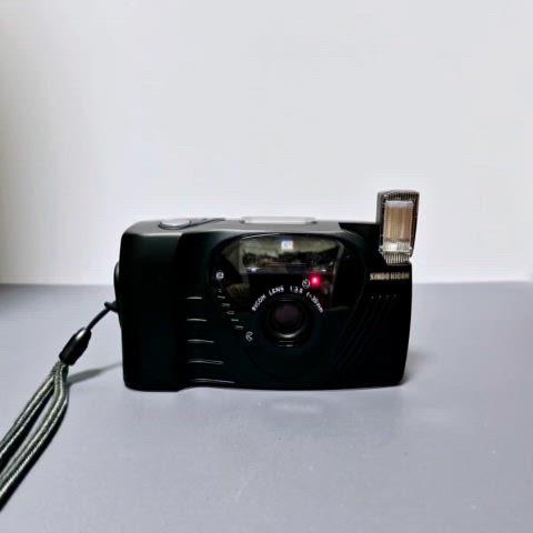 SINDO RICOH FF-9D 필름카메라