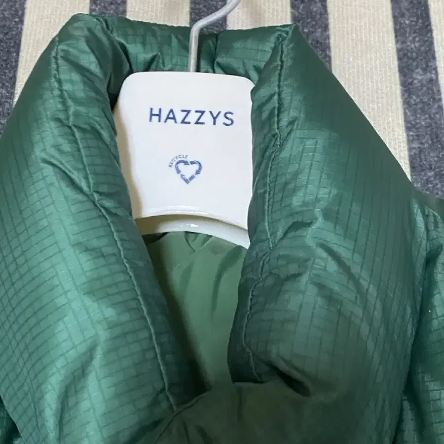 HIS HAZZY'S 히스 헤지스 경량 패딩 베스트 그린 S