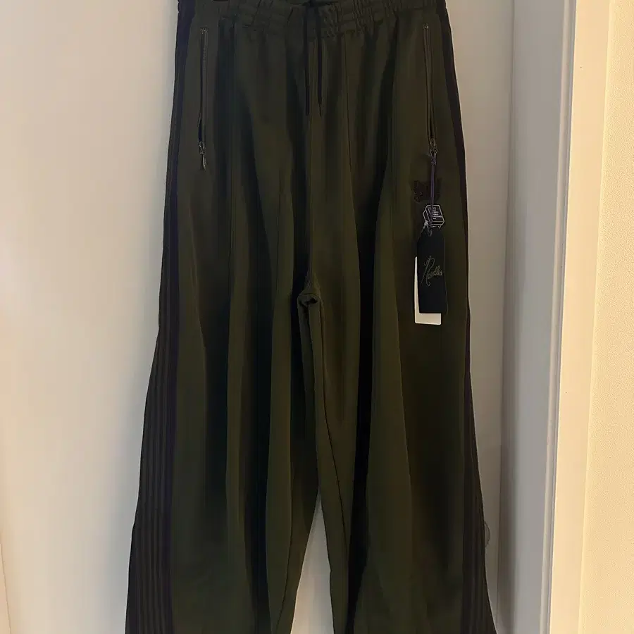 니들스 H.D Track Pants Poly Smooth Olive