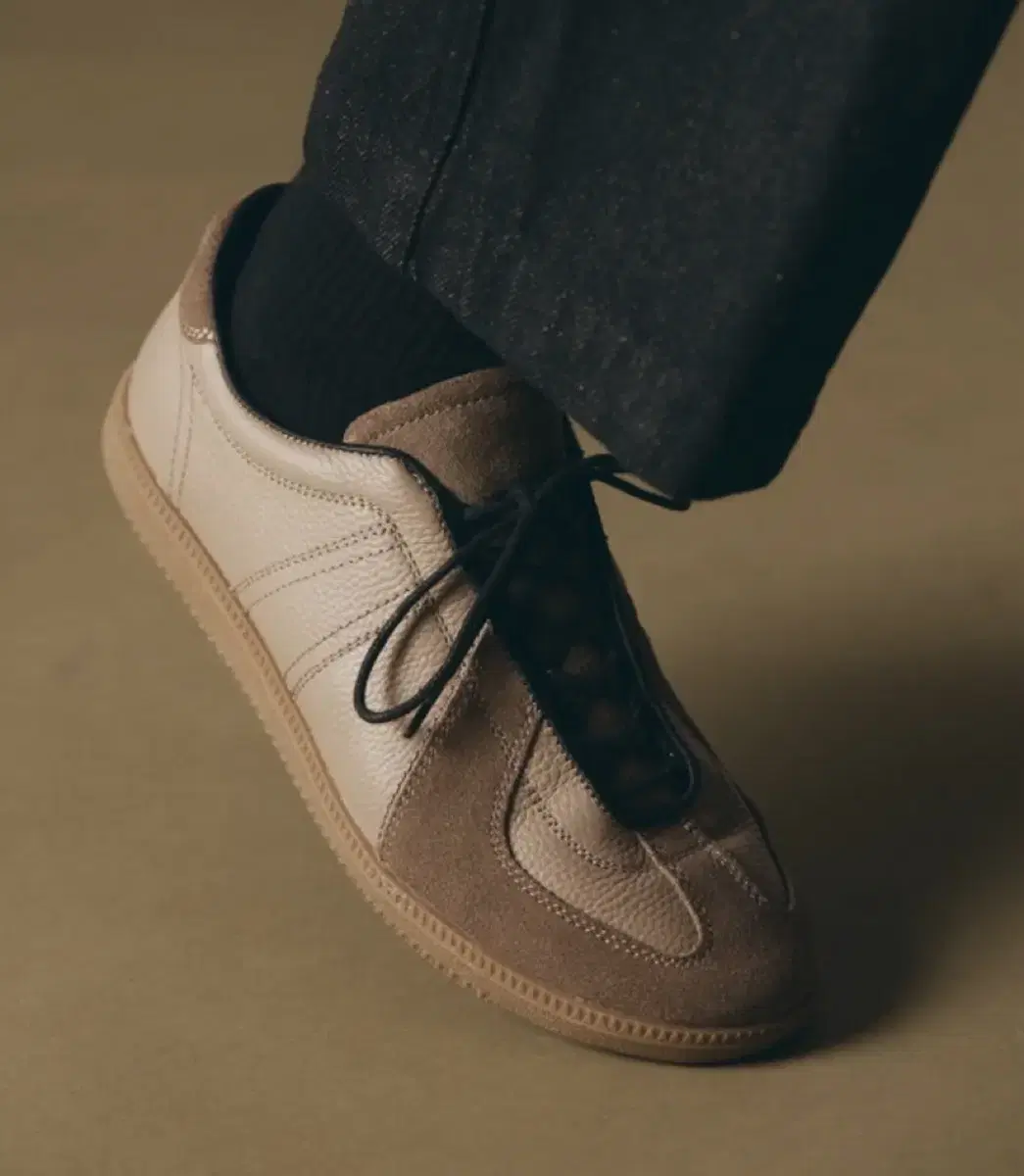 New) Shoopen Kim Ki-bang German Army Sneakers Light Khaki 270
