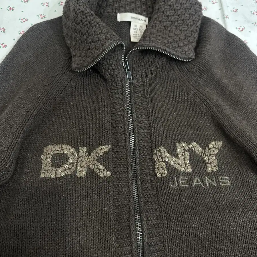 y2k 와투케 갸루 빈티지 dkny 니트집업