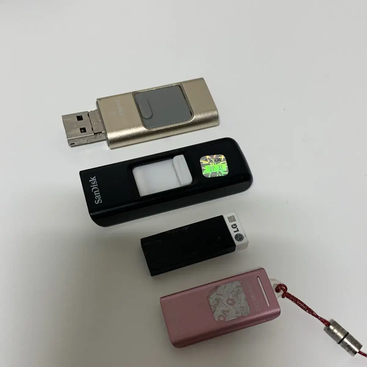 usb 메모리 4개 일괄 샌디스크 이동식디스크 저장장치 하드디스크