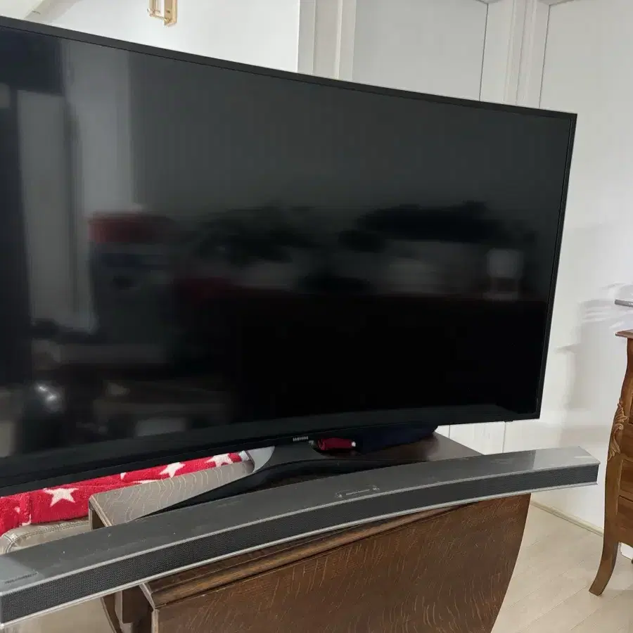 삼성 UHD 커버드 49인치 UN49MU6500FXKR