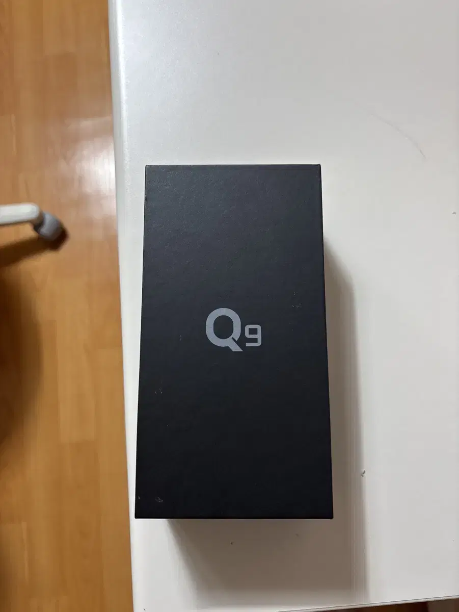 LG Q9 SS급 상태 아주 좋음