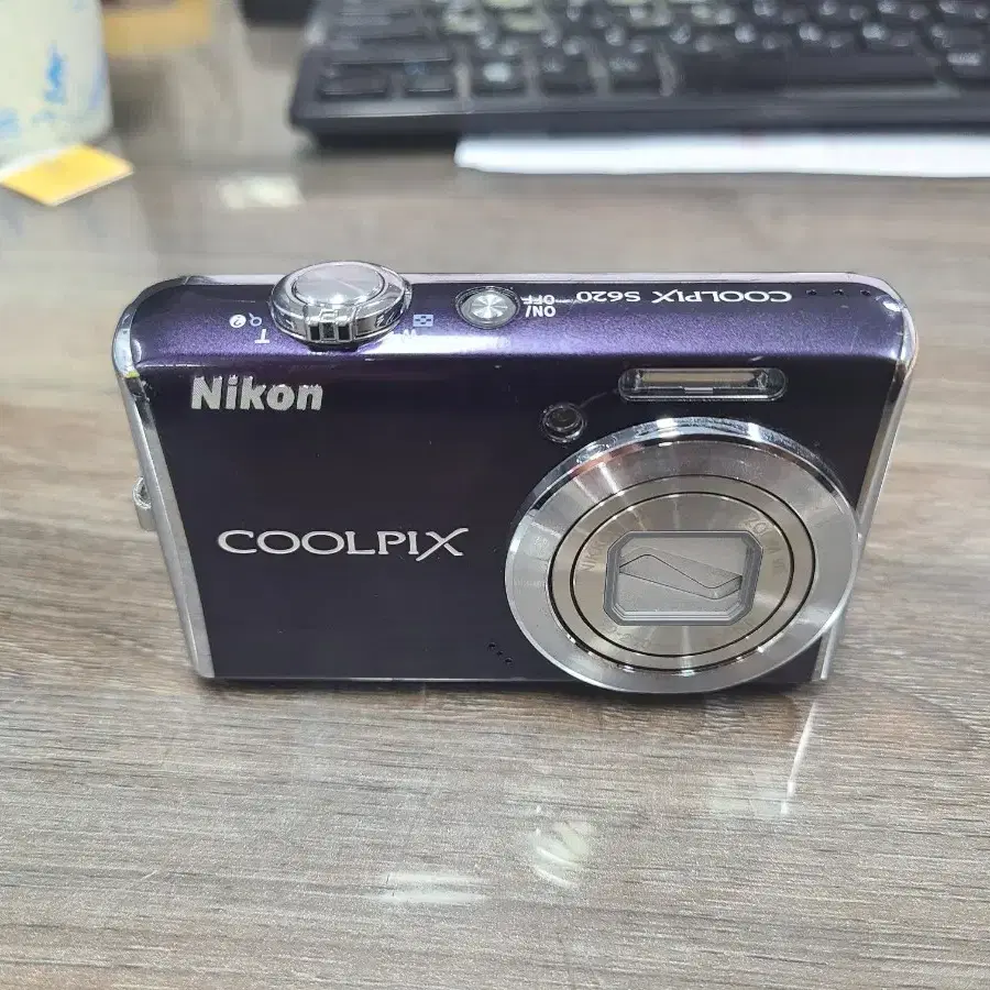 니콘 쿨픽스 coolpix s620 디카 판매합니다.