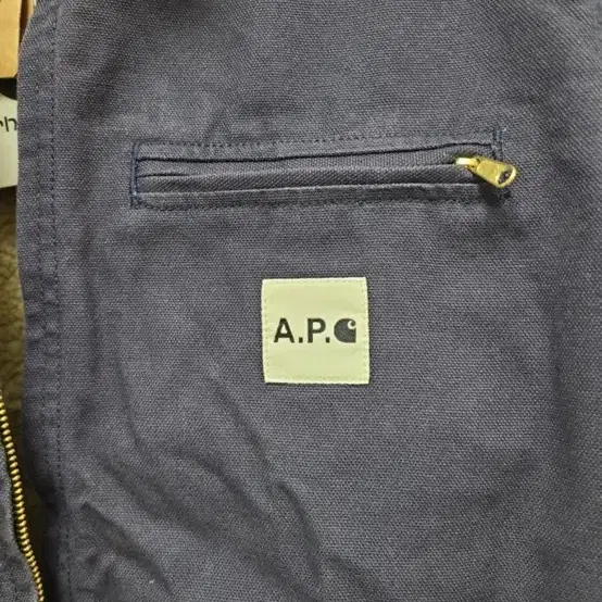 칼하트 x apc 디트로이트 자켓 xl