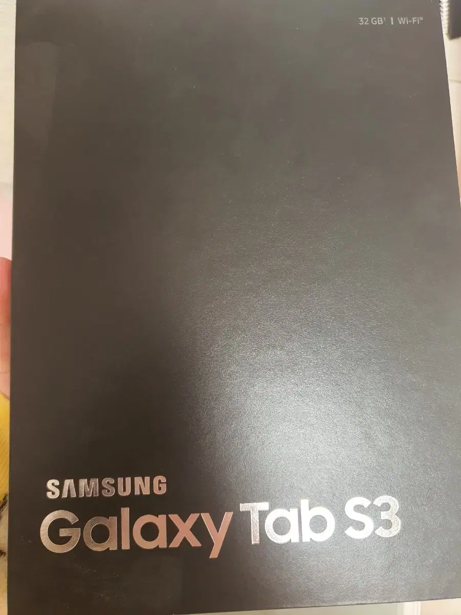 S급)갤럭시탭S3(32GB) + 정품키보드케이스 + 정품 북커버케이스