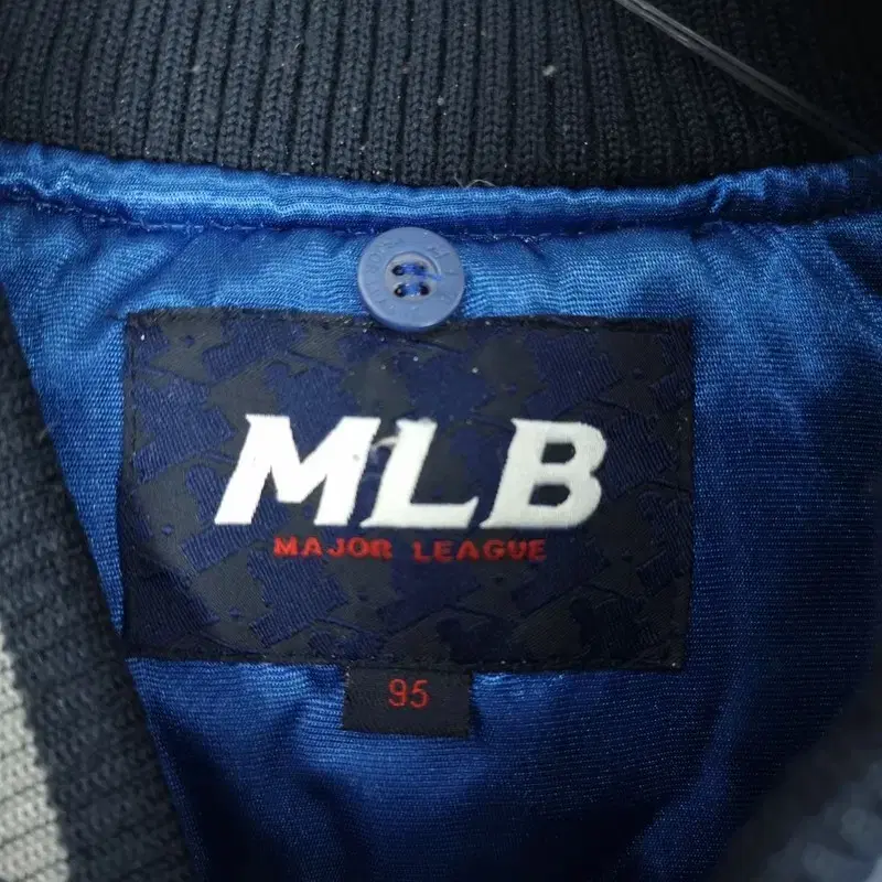 만원샵 MLB 올드스쿨 빈티지 사틴 스타디움 바시티 자켓 M08703