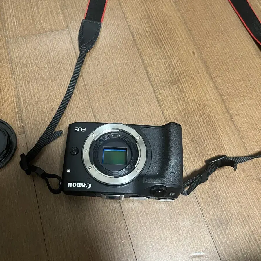 캐논 카메라 팔아요)canon eos m3 카메라