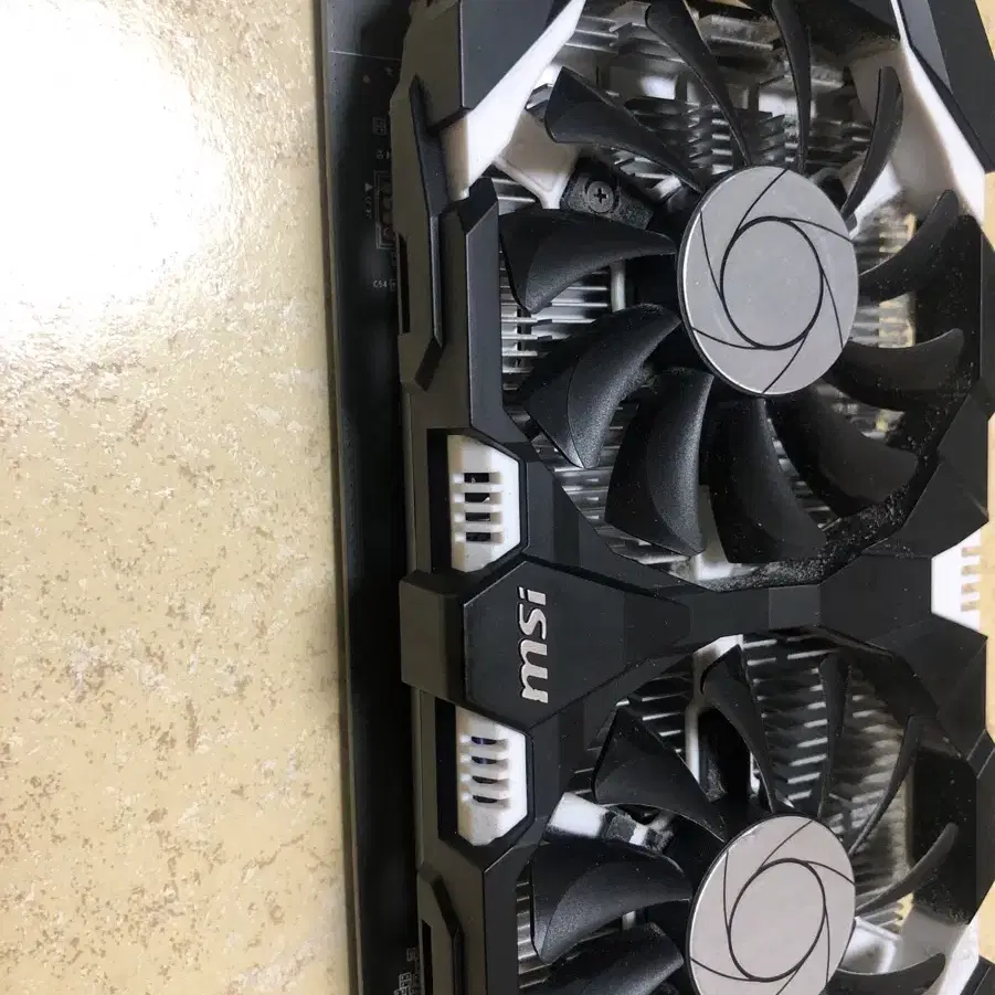 Msi 1050ti 그래픽카드