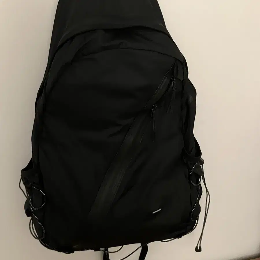 모이프 X 월스와일무브먼트 TRAIL BACKPACK/ black