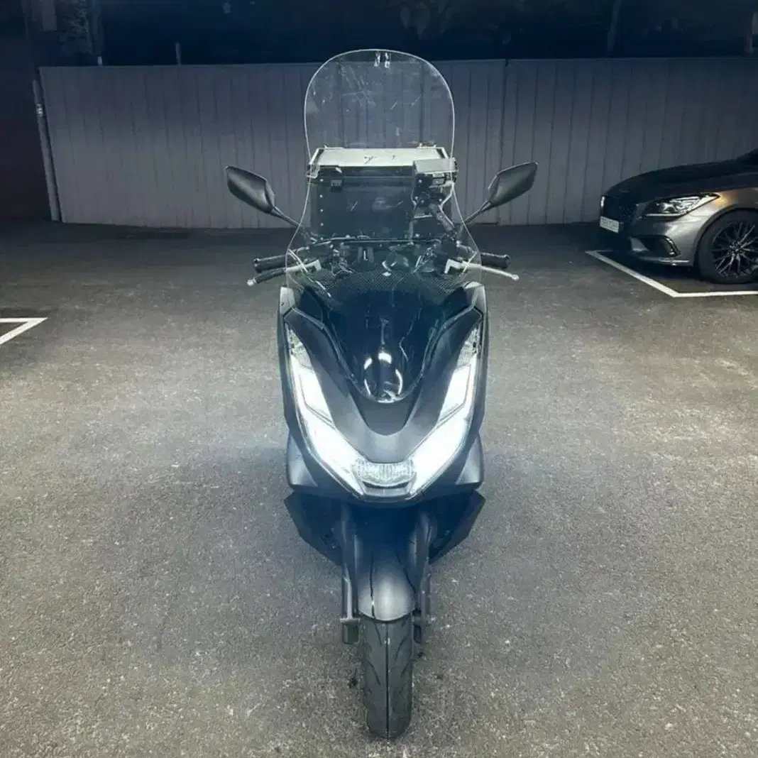 HONDA/PCX 21년식 Abs 알루미늄 탑박스셋팅