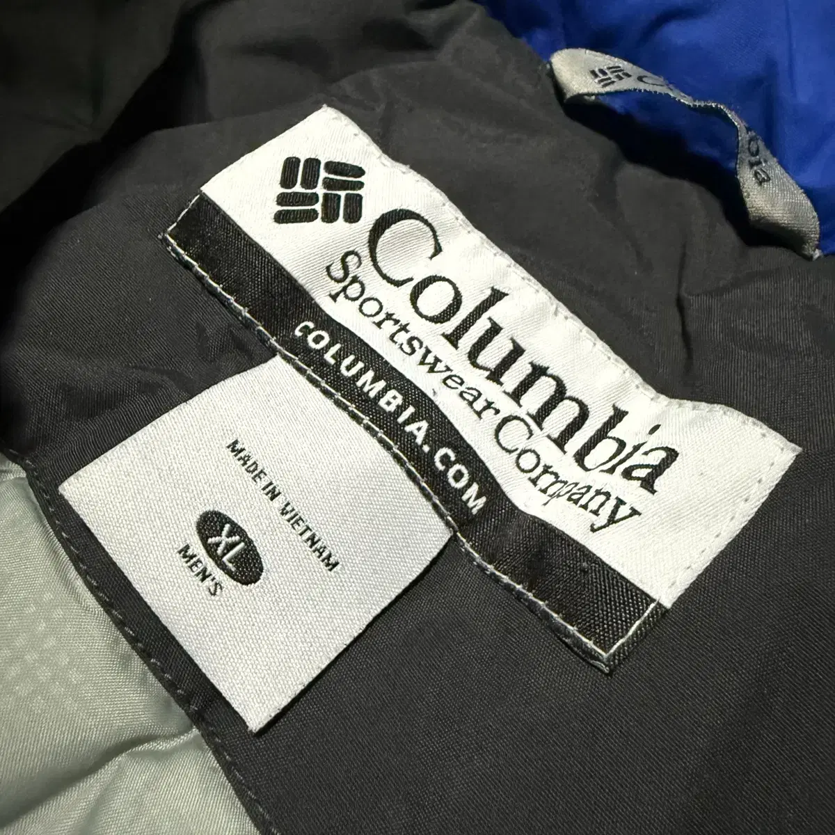 Columbia Water Proof Fabric Jacket Sz XL