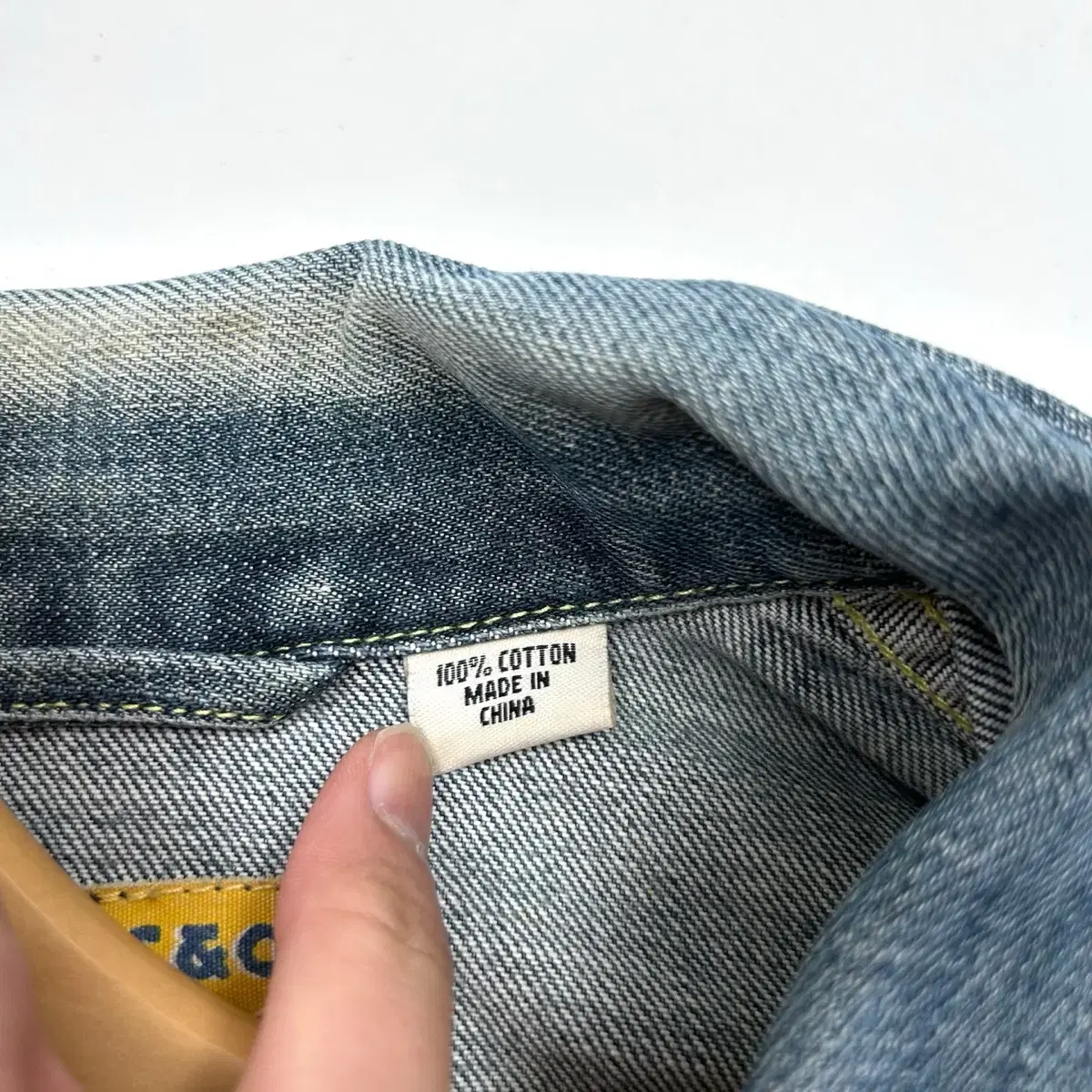 Levis 리바이스 포켓 디테일 데님 자켓