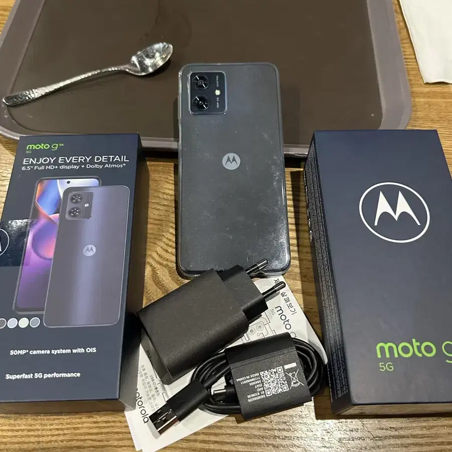 완전새상품/자급제핸드폰/모토로라g54/motorola/256GB