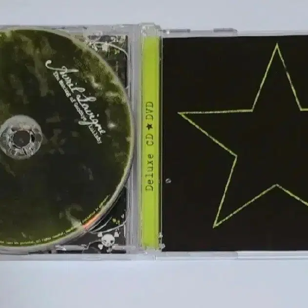 에이브릴 라빈 Goodbye Lullaby CD+DVD 디럭스 앨범 시디