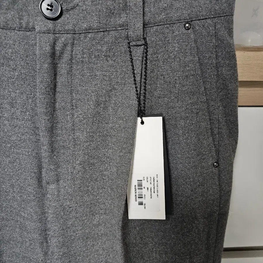 메종미네드 WOOL ONE TUCK SLACKS 울 원턱 슬랙스