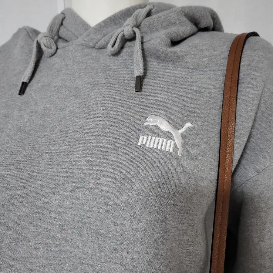 puma 정품 기모 후드티셧..스몰..