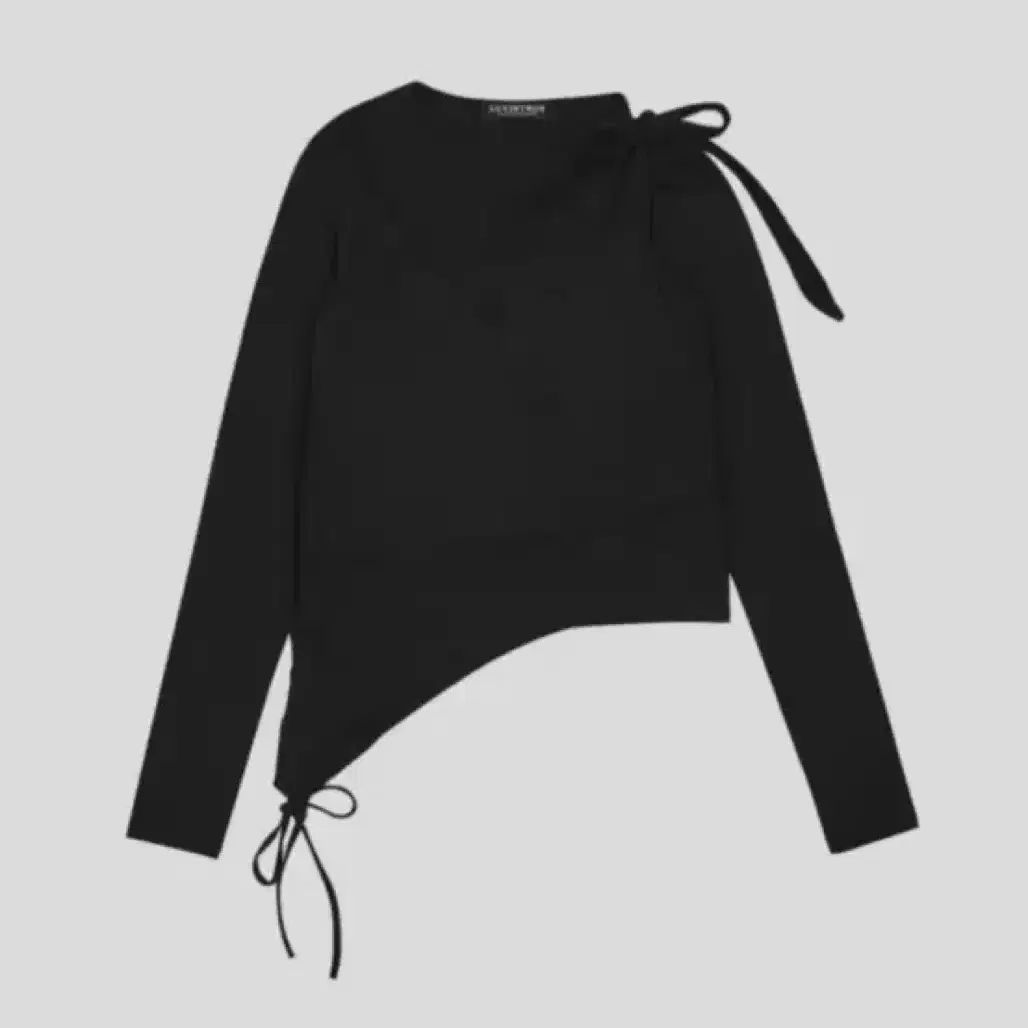 러브이즈트루 AM RIBBON TEE BLACK