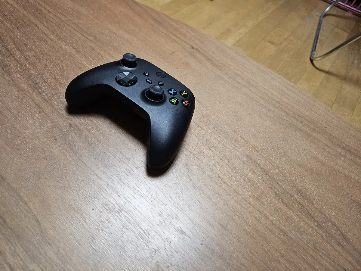 마이크로소프트 Xbox 4세대 무선 컨트롤러 카본블랙