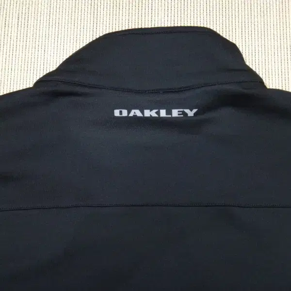 (105) 오클리 Oakley 남성 패딩 집업