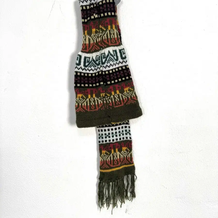 Vintage Beanie Scarf Combo