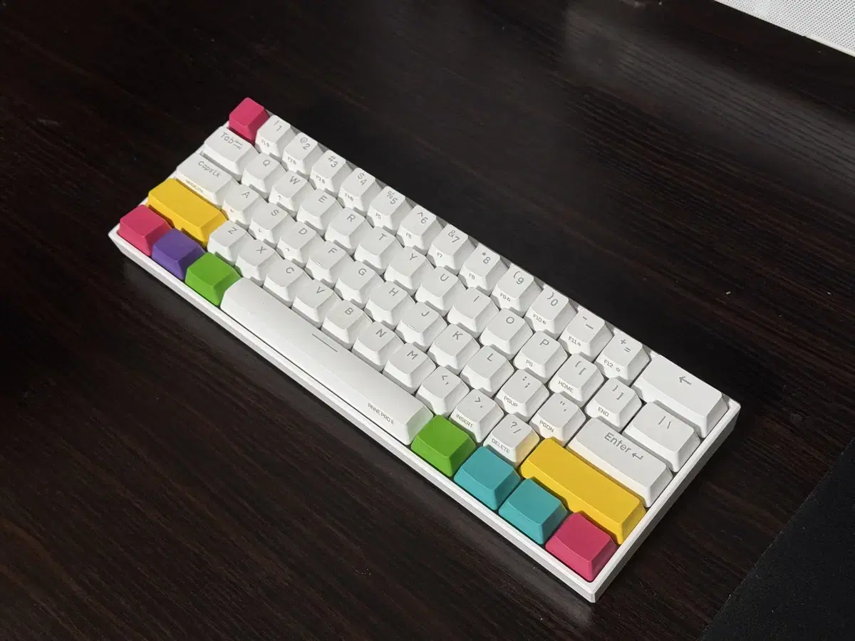 Anne Pro 2 기계식키보드 (게이트론 적축)