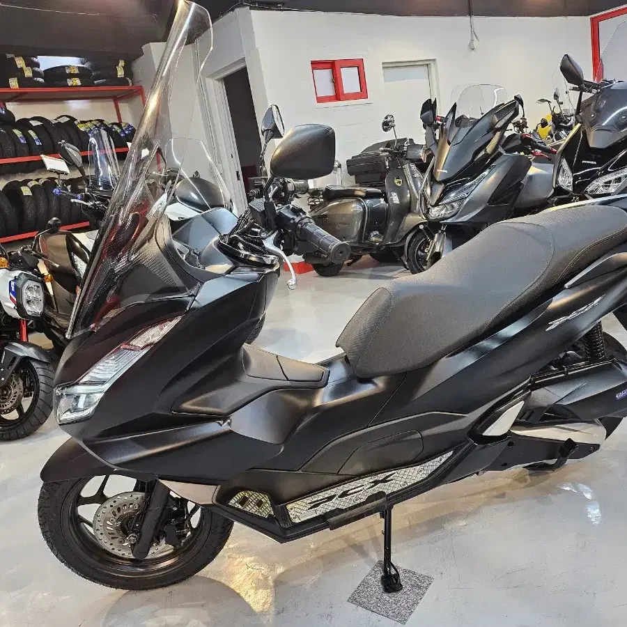 혼다 PCX125ABS 21년식 판매합니다