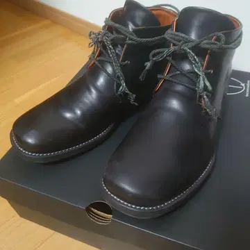 인카네이션 쉘 코도반레이스업 부츠