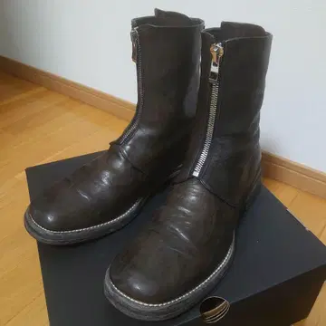 Incarnation 프론트 지퍼 호스 가죽 부츠