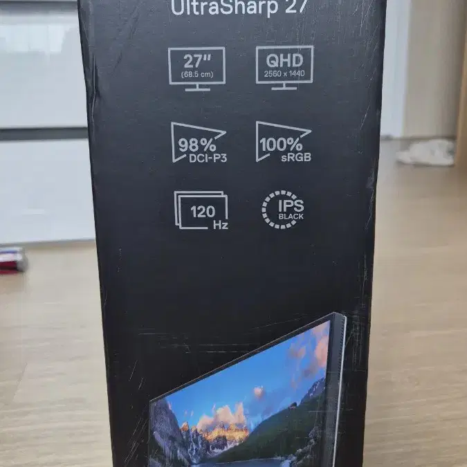 델 UltraSharp U2724D 모니터