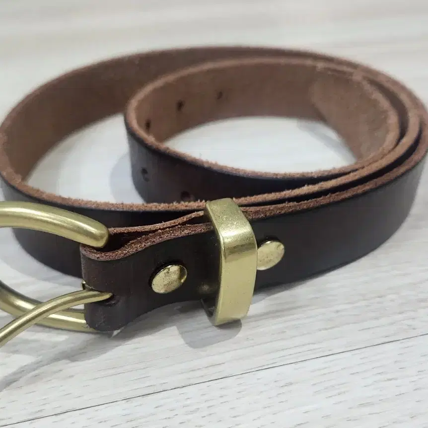 아웃스탠딩 OSTD VINTAGE BASIC LEATHER BELT