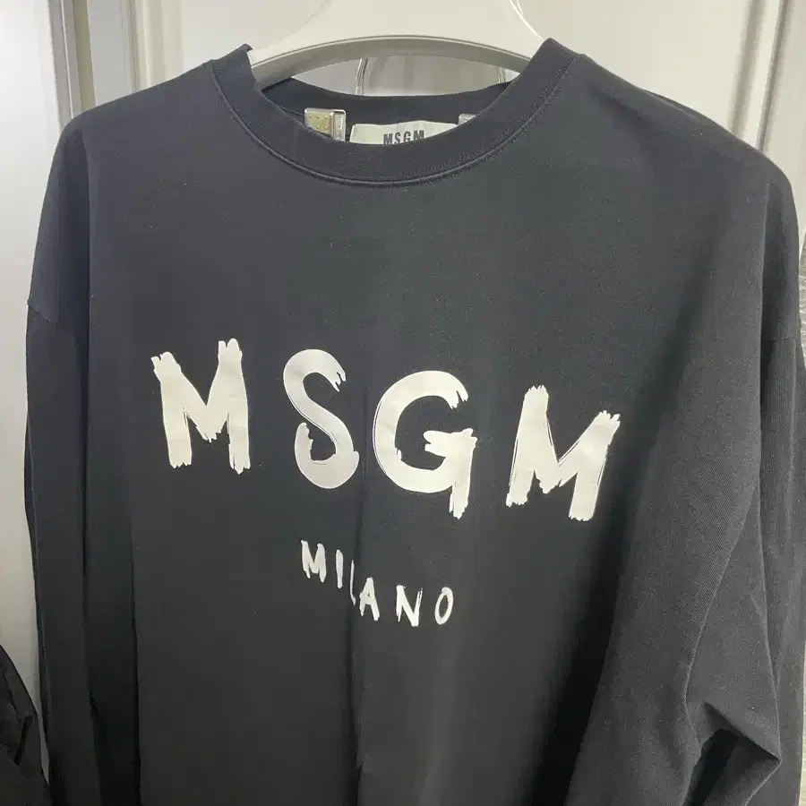 Xl) MSGM 롱슬리브 블랙 판매합니다