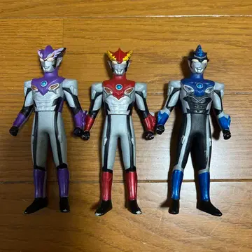 울트라맨 루브 피규어 3종 세트