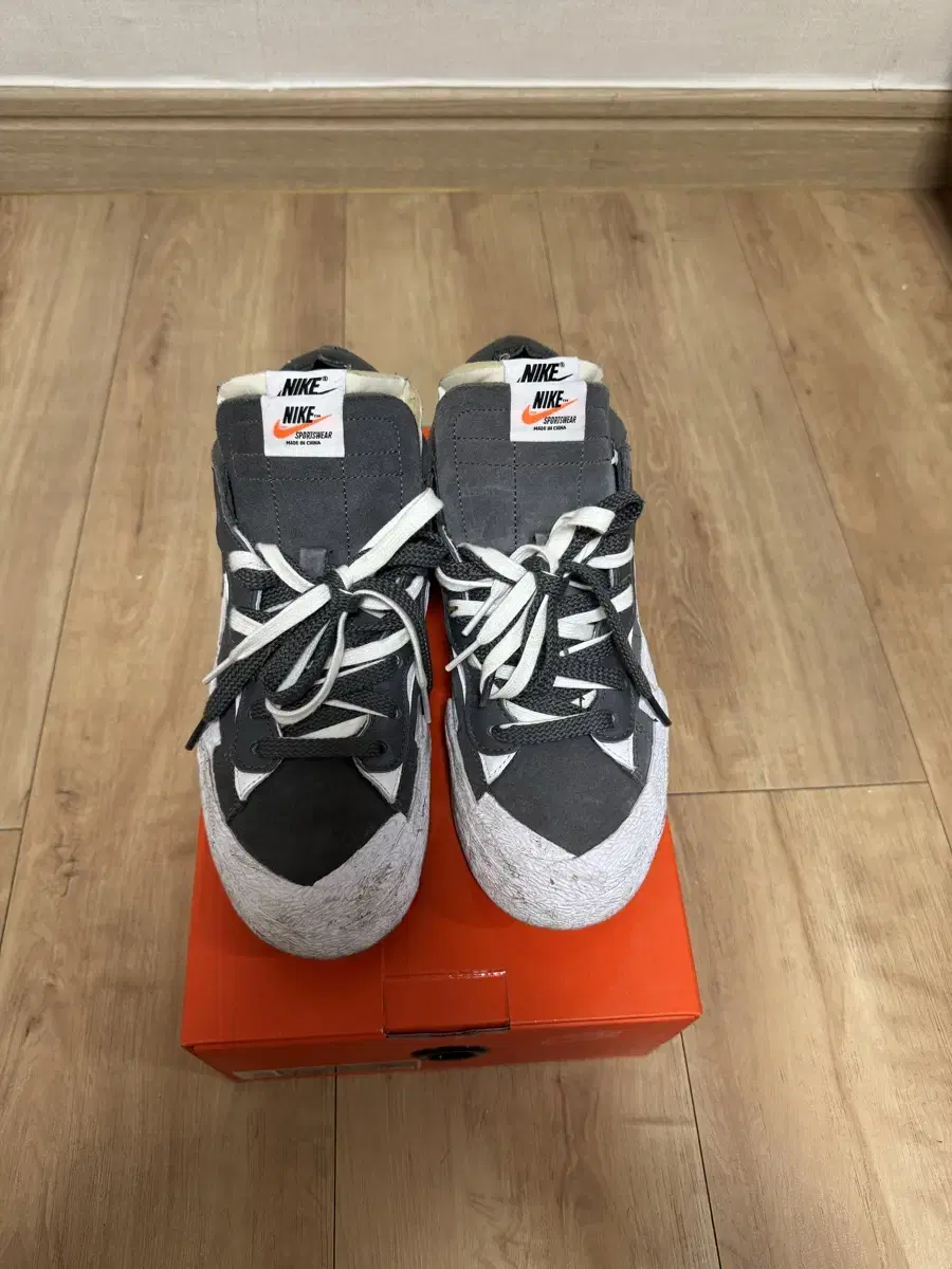 Nike Sakaa Blazer Low Grey 260 for sale