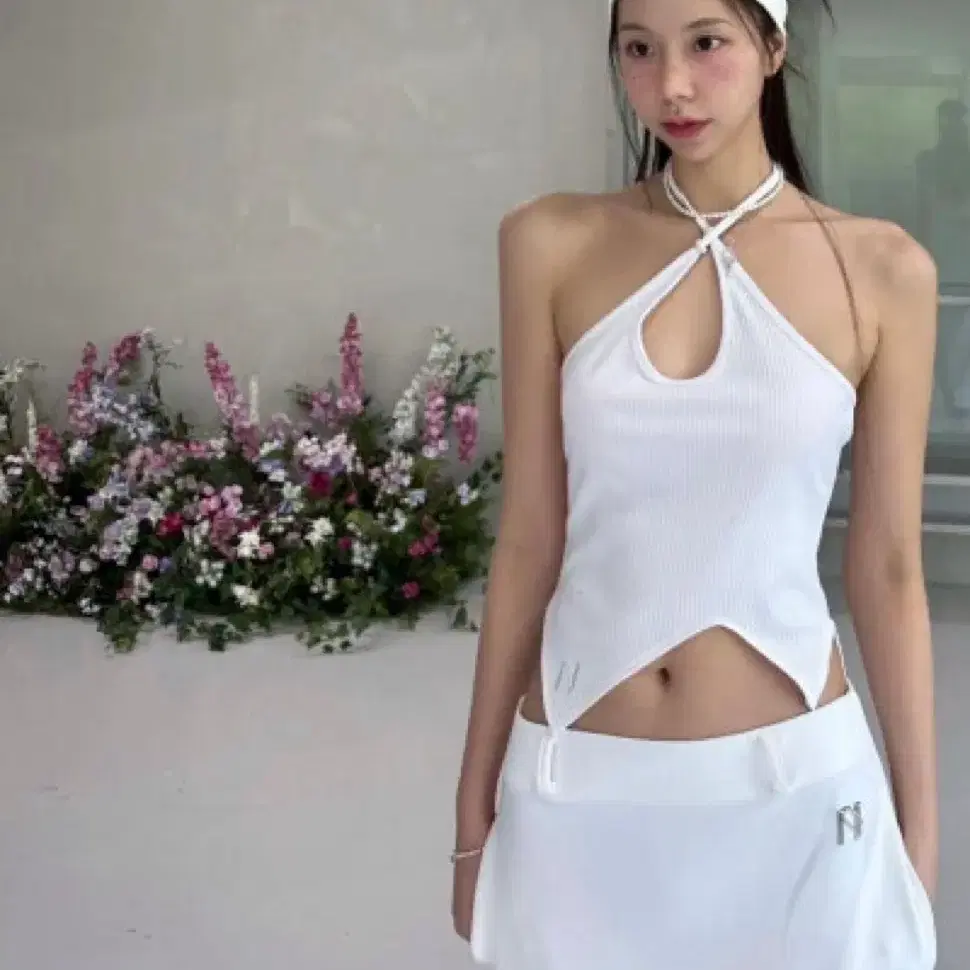 뉴얼린  karin beads halter top