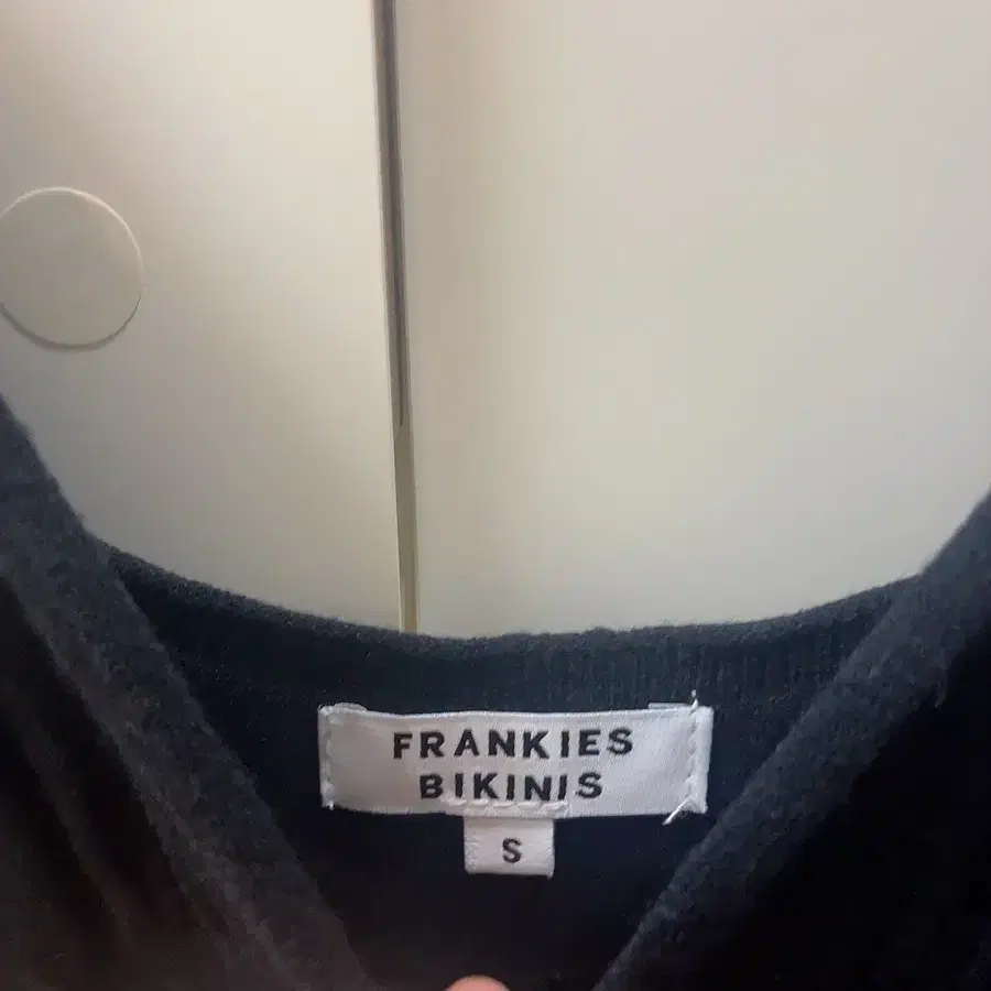 Frankies Bikinis 프랭키비키니 클라우드 니트드레스 블랙