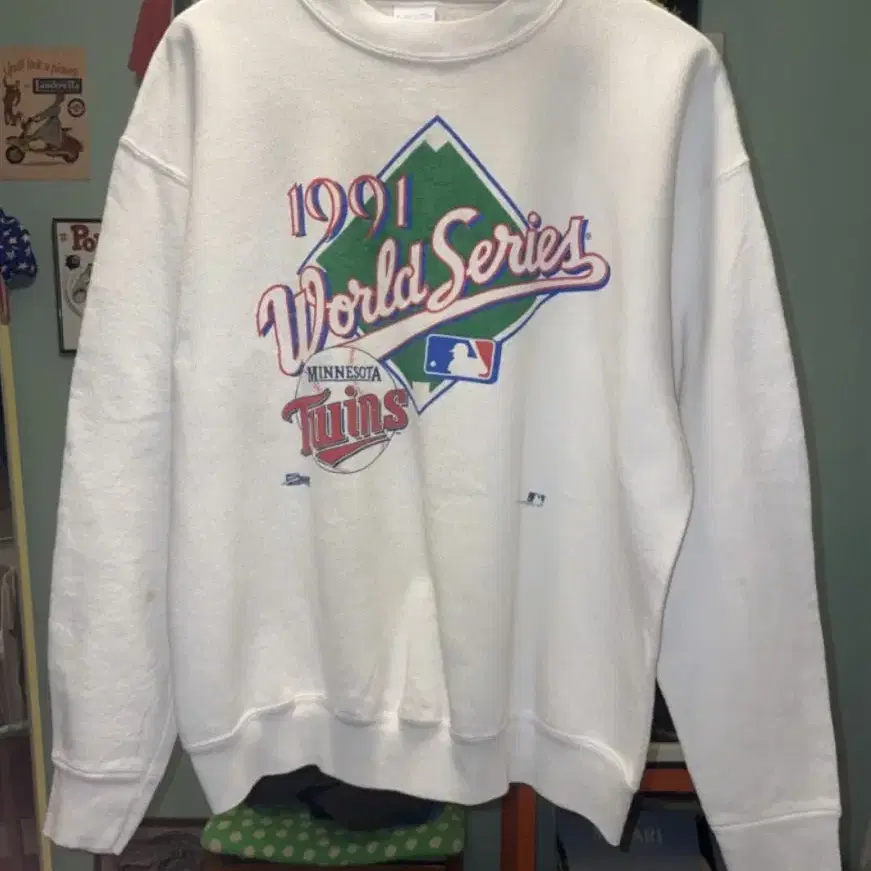 1990's Vintage Salem Sportswear Sweat