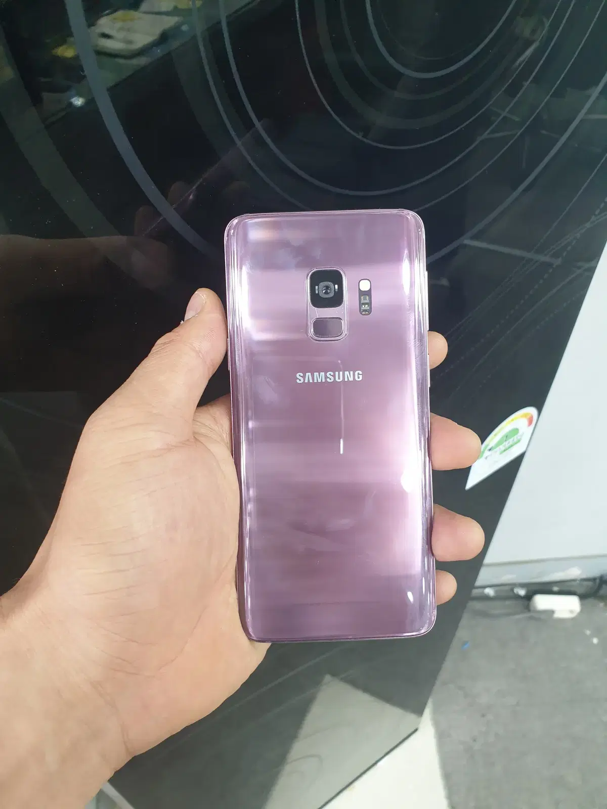 3 Galaxy S9, normal used phone, cheap, in good condition