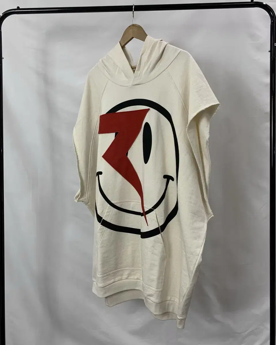 [L] Raf Simons smiley patch sleeveless hoodie