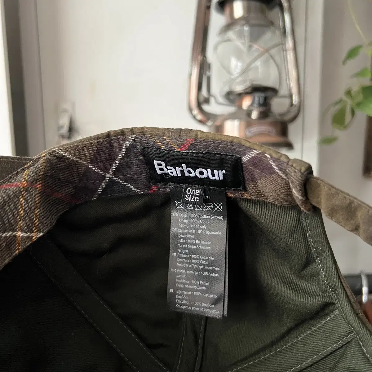 Barbour 바버 왁스 코튼 볼캡