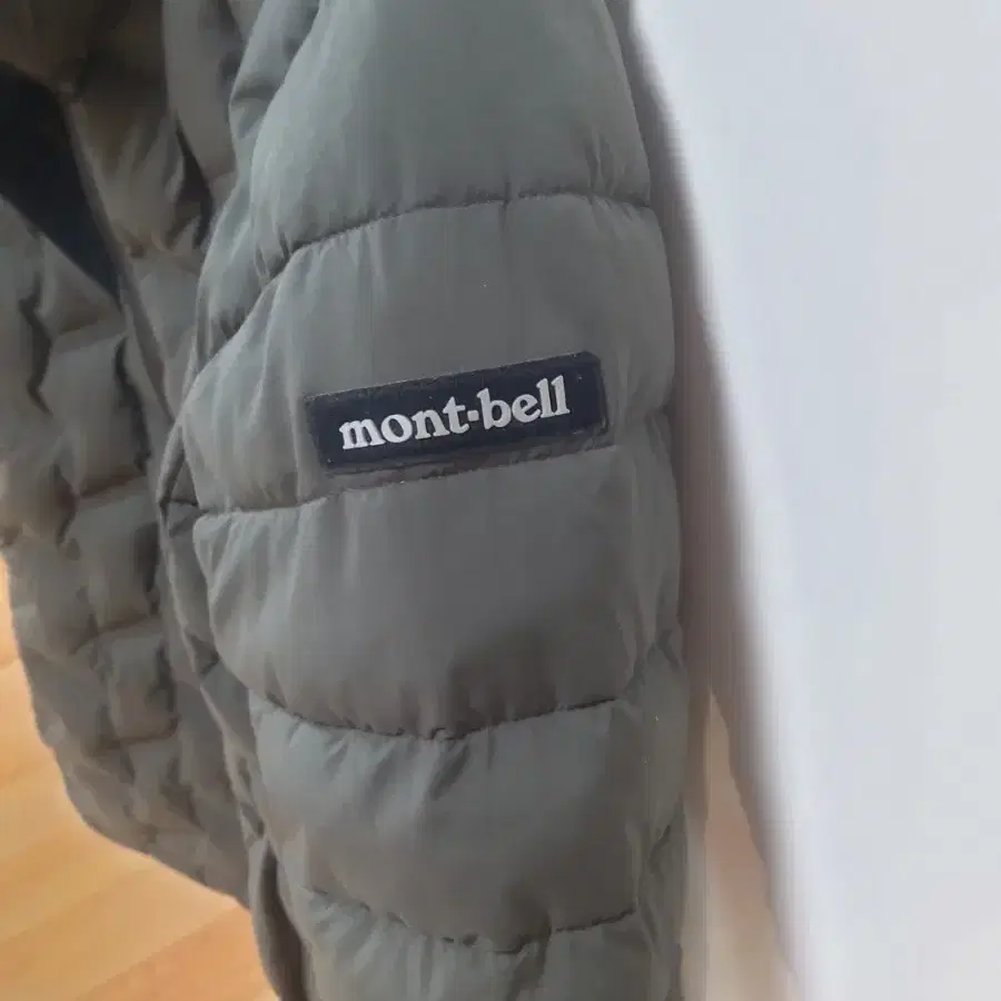 mont-bell  95~100  몽벨 점퍼