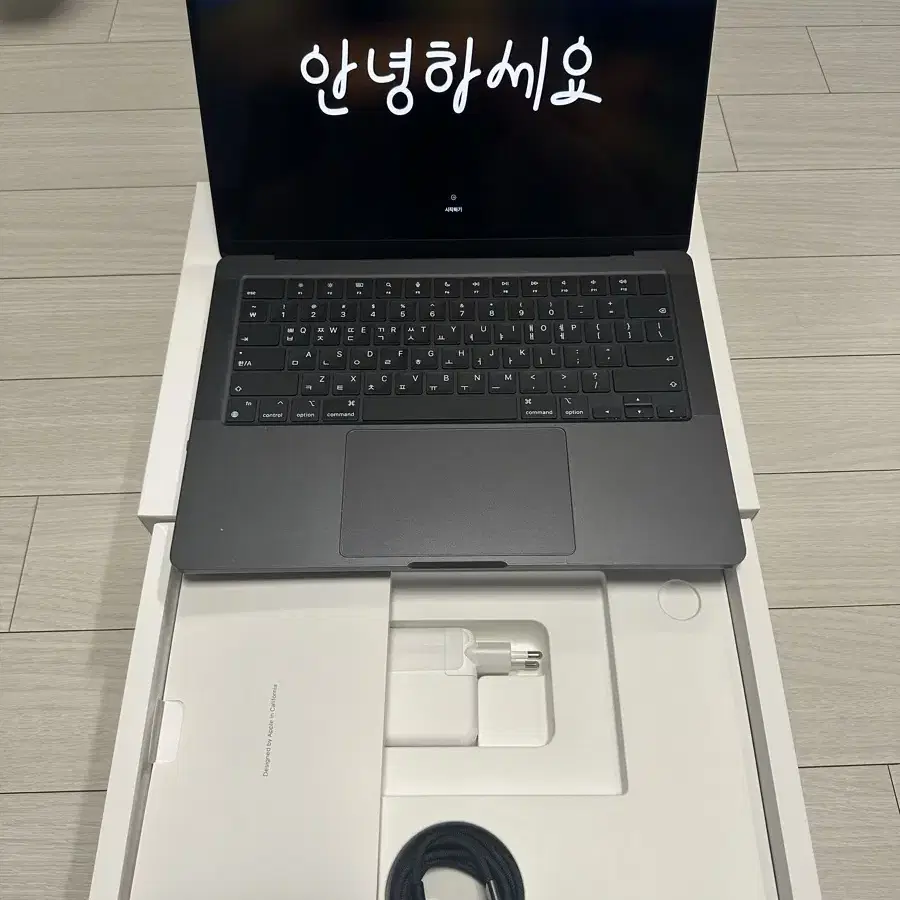 S급 ) 맥북 프로 M3 14인치 18gb 512ssd 스페이스 블랙