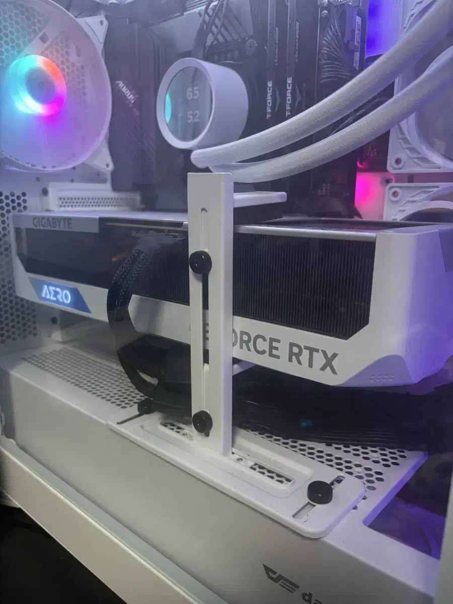 기가바이트 rtx4090 aero