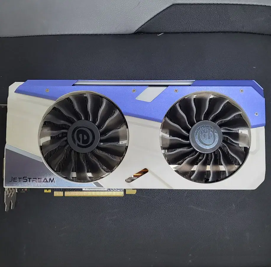 GTX 1080ti 고장(영상참고)