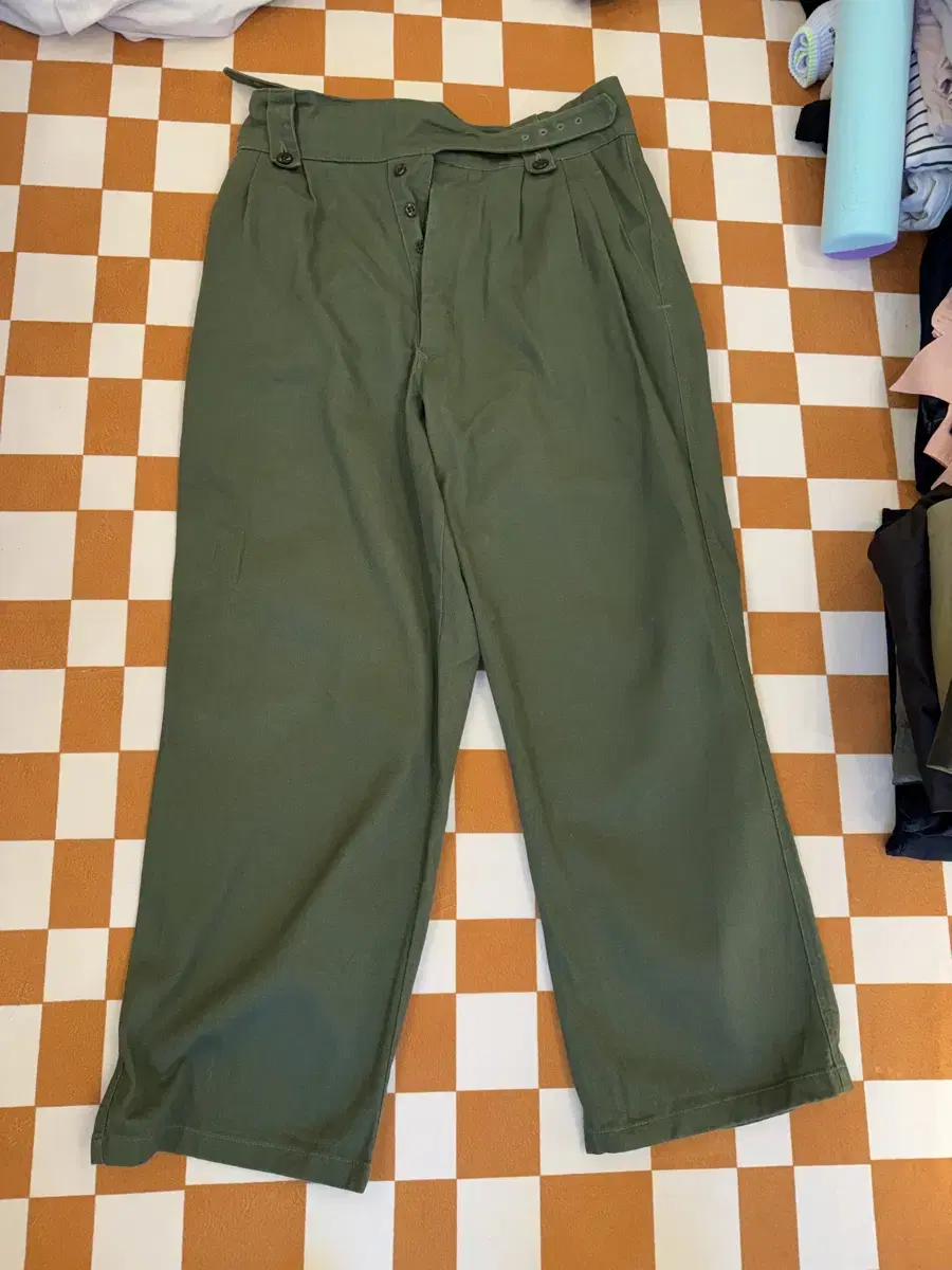 ymclky - Australia Gurkha Pants 올리브 3